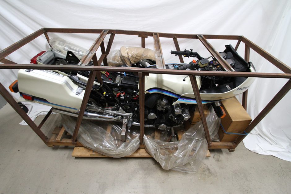 Honda CBX1000 in crate